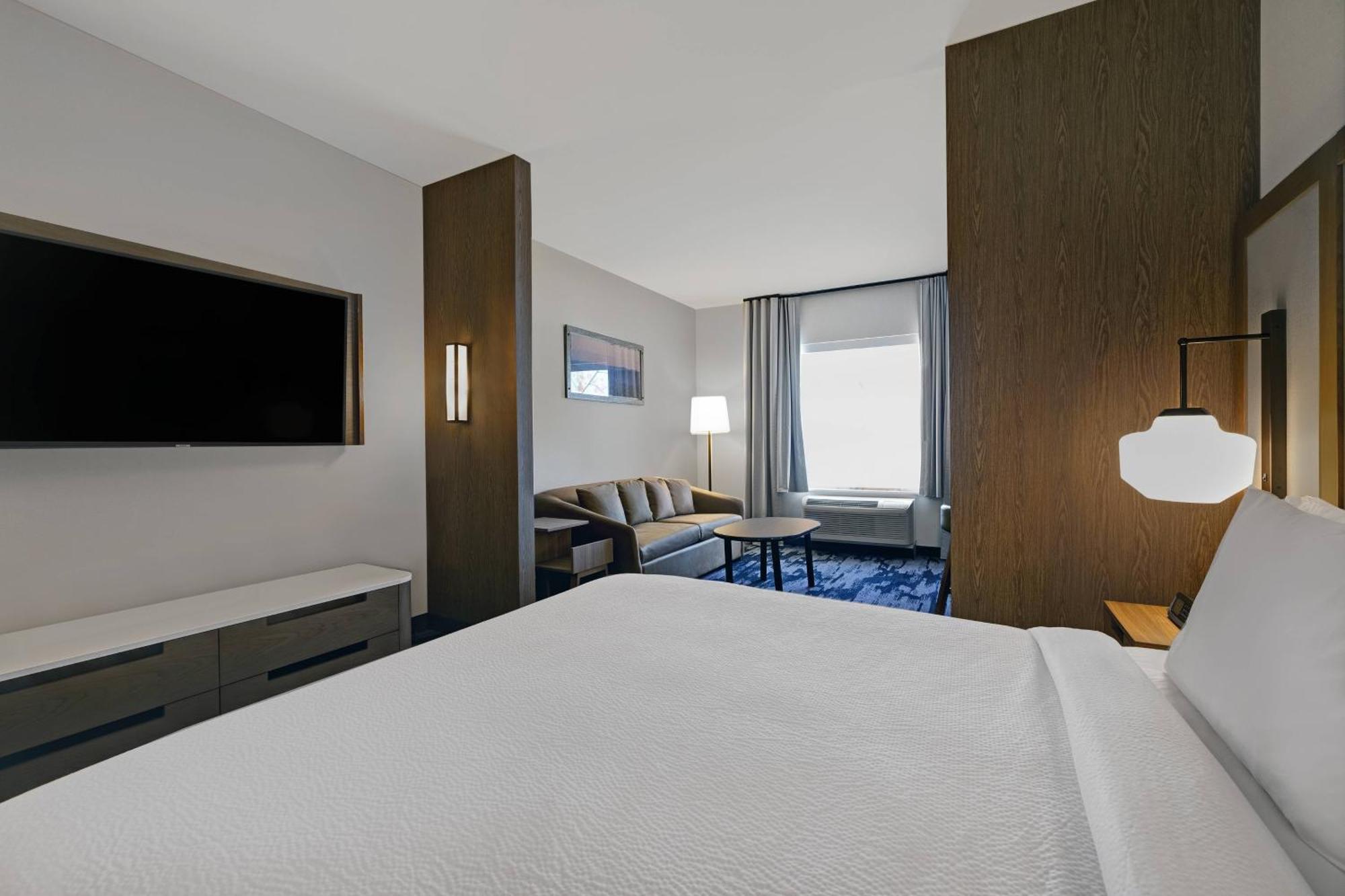 Fairfield Inn & Suites By Marriott Milwaukee Brookfield Zewnętrze zdjęcie