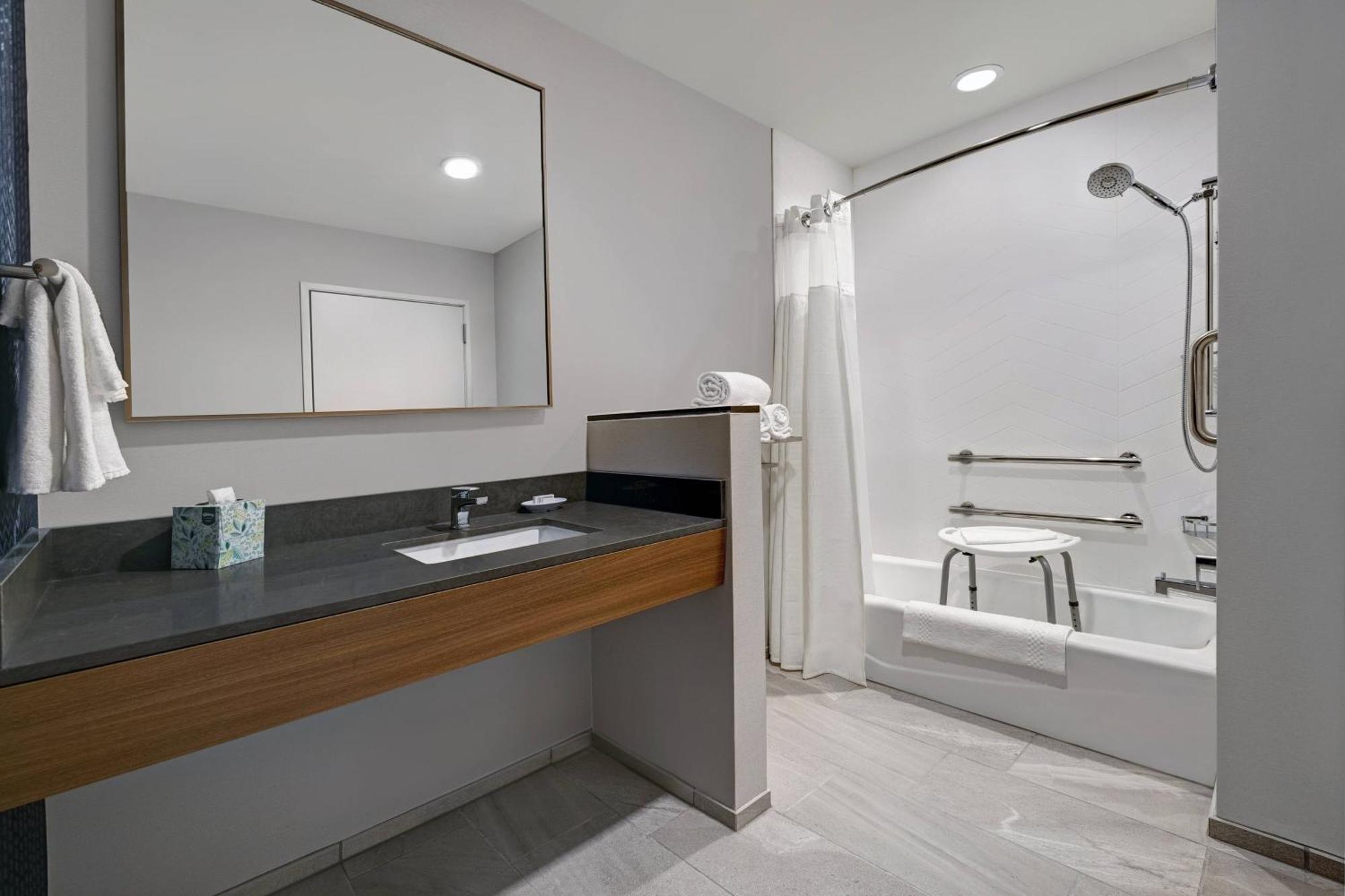 Fairfield Inn & Suites By Marriott Milwaukee Brookfield Zewnętrze zdjęcie