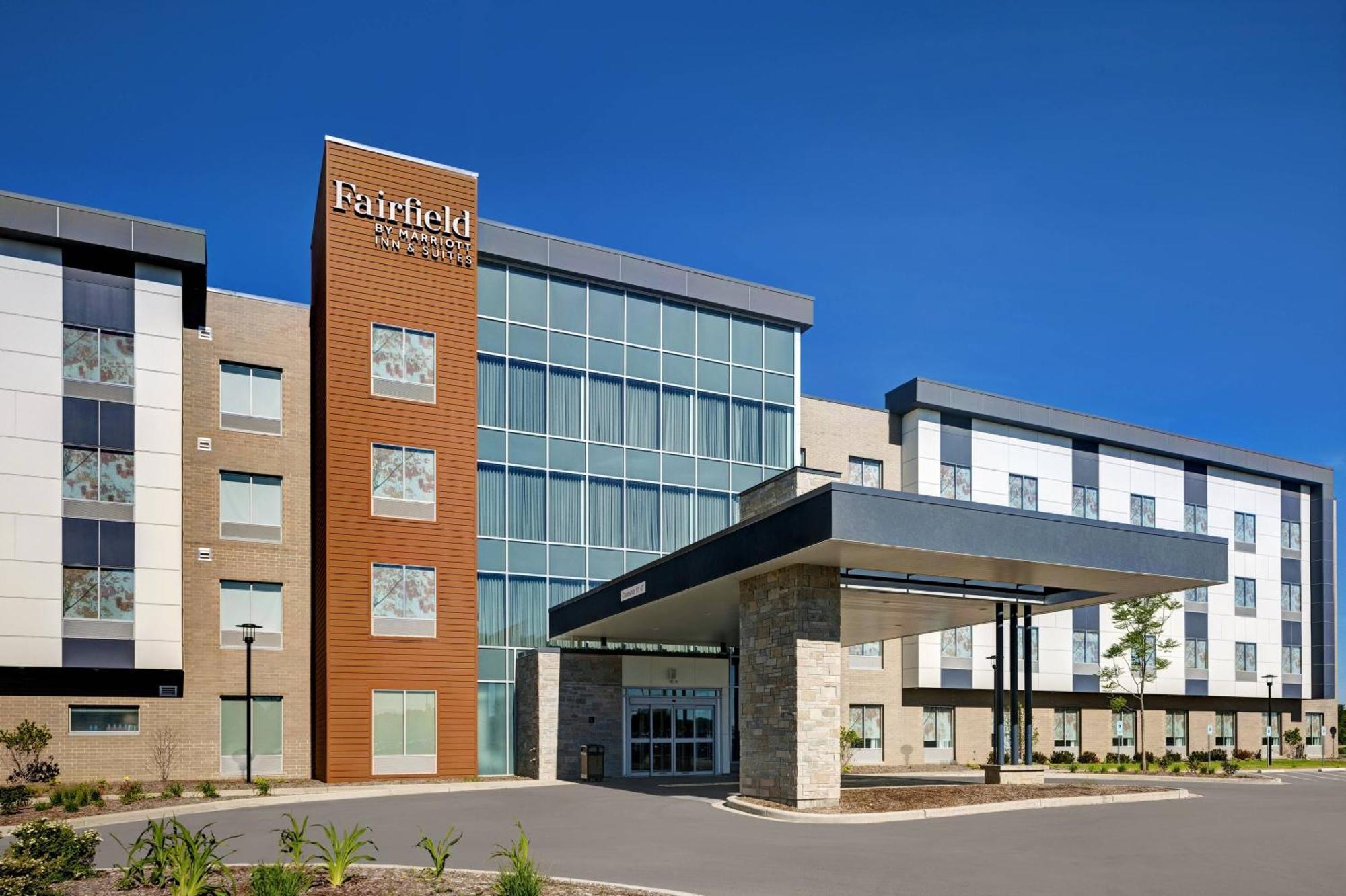 Fairfield Inn & Suites By Marriott Milwaukee Brookfield Zewnętrze zdjęcie